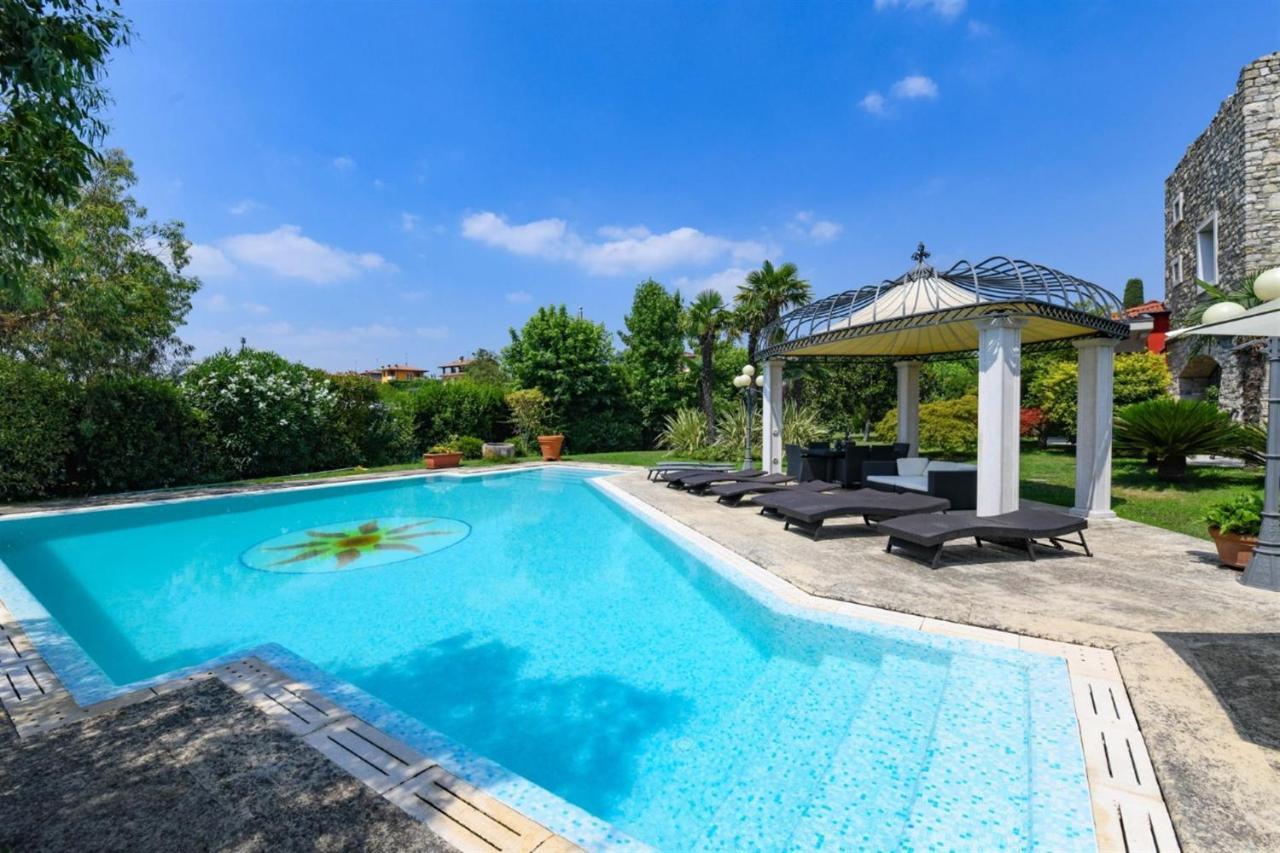 Private Luxury Villa With Pool Moniga del Garda Bagian luar foto