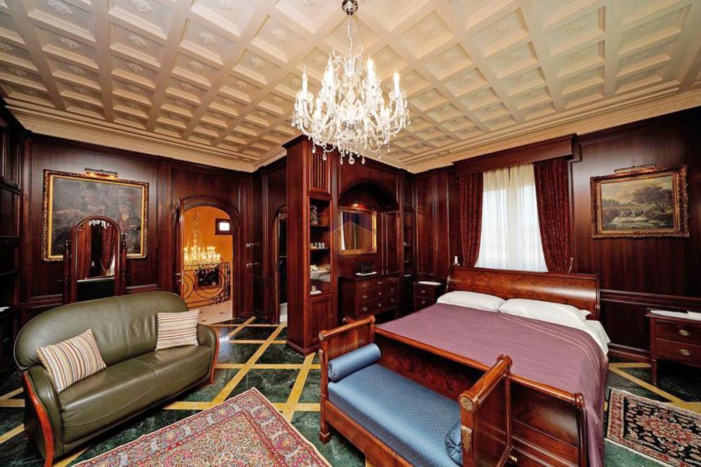 Private Luxury Villa With Pool Moniga del Garda Bagian luar foto