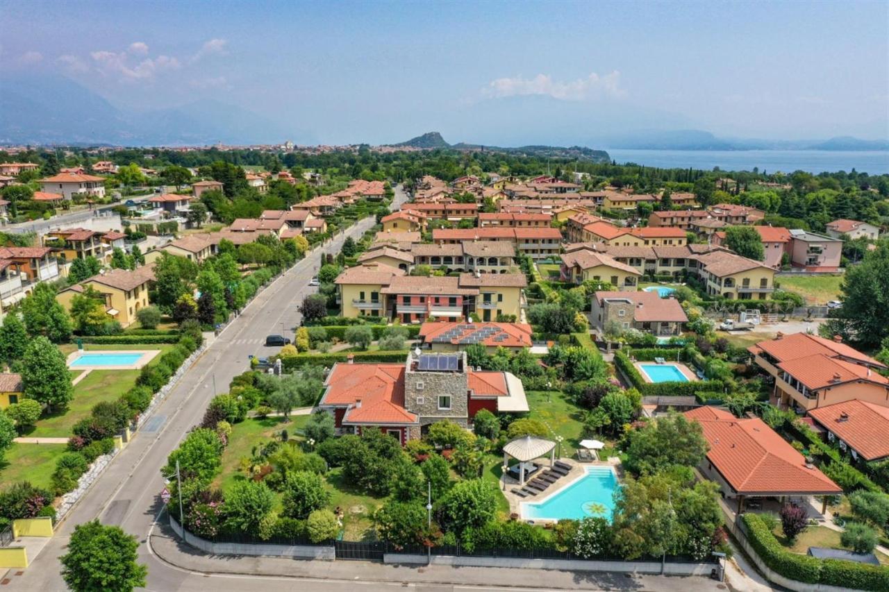 Private Luxury Villa With Pool Moniga del Garda Bagian luar foto
