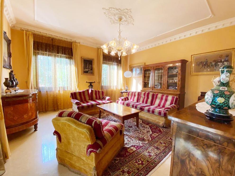 Private Luxury Villa With Pool Moniga del Garda Bagian luar foto